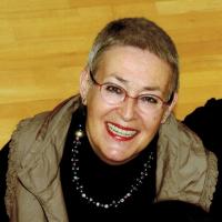 Mina Neustadt present photo 