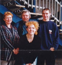 Adolf s rodinou 1998