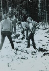 Dana Krejčí (Foukalová) v hnutí Brontosaurus