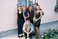 2003 . Anna vpravo, sestry Maria a Ilona