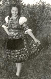 In folk costume from Sása in 1943