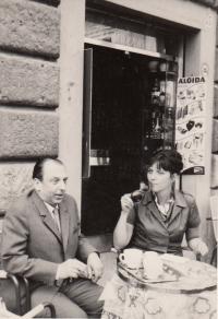 1970 s manželem, Itálie