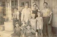 Franja Kolaček se syny
