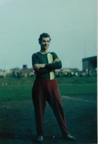 Alois Kubíček jako brankář fotbalového klubu v Bludově