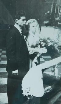 Svatební fotografie Aloise a Viktorie Kubíčkových