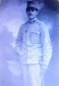 František Hroník st., otec pamětníka, fähnrich