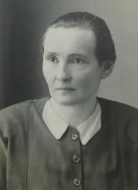 Matka Marie Kunstfeldová