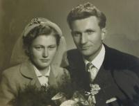 Svatební fotografie Jaroslava a Jiřiny Kunsfeldových