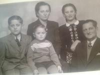 1950 Rodina Brixí