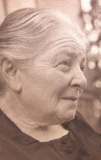 Grandma Karolína Ascher (mother's mother), date unknown