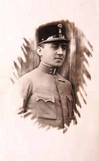 Otec Ruth Mittelmann (Charlotty Neumann) Leopold Neumann. 1. světová válka.