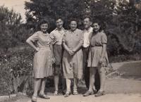 Rodina, 1941
