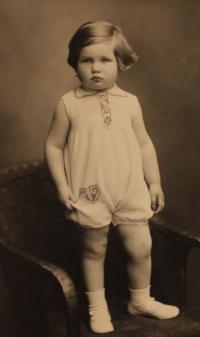 paní Janyšová - malá