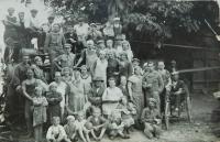 U parního stroje na pohon mlátičky na rodinném hospodářství v Bohuňovicích