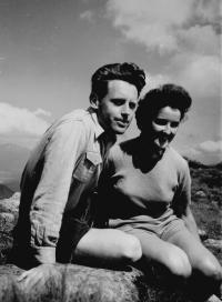 Antonín Havlík v Nízkých Tatrách s manželkou - 1958