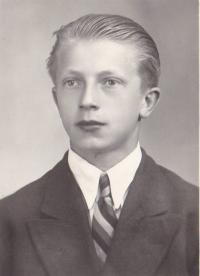 1950 - Jan Pavlík, student měšťanské školy