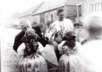 1972 - momentka z vítání Františka Kožíka v Čejkovicích