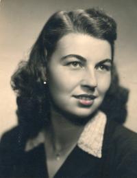 matka Vlastimila Brejchová 1945