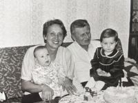 Karel Linhart with grandchildren