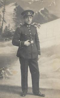 Václav Holba vojákem v Ružomberoku, asi 1927