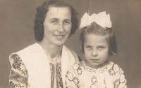 Markéta Šťastná (Jochmannová) s maminkou Růženou Jochmannovou