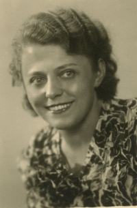 Vlasta Bížová - maminka