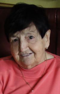 Portrétní fotografie pamětnice během natáčení; Nymburk; 2017