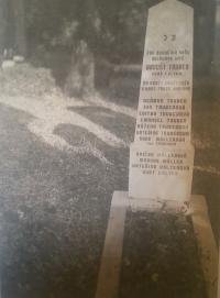 Památník v Olomouci na počest všech zahynulých za války