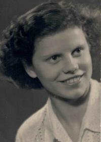 Božena Valterová dobová fot.