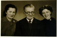 With mother and grandpa from Vlašim