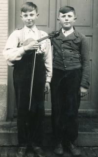 Jaroslav a Josef Komárkovi, 1936