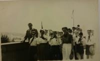 Jarka s nejlepšími pionýry ze Vsetína v Praze - 1958