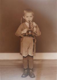 Vladimír Novotný v dětství
