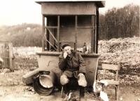 Otec Karel Černý – po roce 1969 na skládce