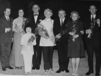 Vlasta Janoušková sedmdesátá léta - na vystoupení s herci