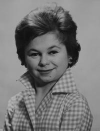 Vlasta Janoušková - mladá - portrét - 1960