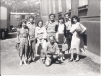 Konzervatoř v Praze - klečící, 1983