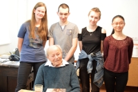 Žáci s Josefem Xaverem Kobzou