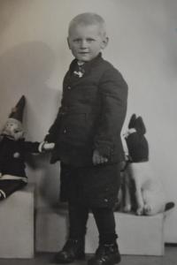 Josef Radovský v předválečném období