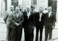 Vlevo Josef Malecký se svými bratry