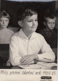 Syn Jiří - jeho první školní rok (1964-65)