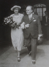 Wedding photo of Dagmar and Jan Kefer, parents of Reginald Kefer