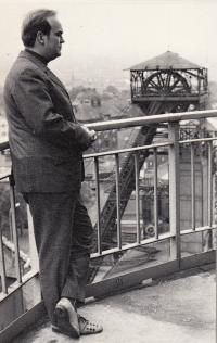 Přemysl Pekárek na těžní věži dolu Petr Bezruč / 1972