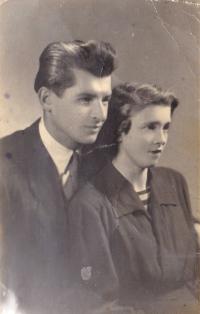 1950 - wedding photo