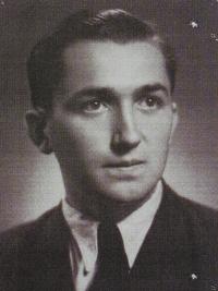 Pamětník Antonín Pospíšil - dobová fotografie z gymnázia.