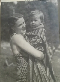 S maminkou Albínou (Bělou)