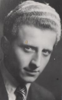 Maturitní foto Eduarda Krause, Karlovy Vary, 1955