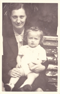 Two-year-old Jiřina with her mother (1948)