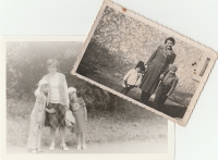 Marie Jarošová, má babička na první fotografii se svou maminkou na druhé jako sama maminka