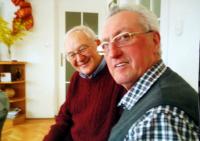 S přítelem Josefem Štinglem, někdejším prorektorem 3. lékařské fakulty a bývalým studentem J.Kalného